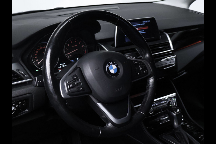 BMW 2 Serie Active Tourer 225xe iPerformance Sport (NAVI,PDC,CLIMATE,CRUISE,LED,ELEKTRISCH PAKKET,SPORTSTOELEN,LM VELGEN)