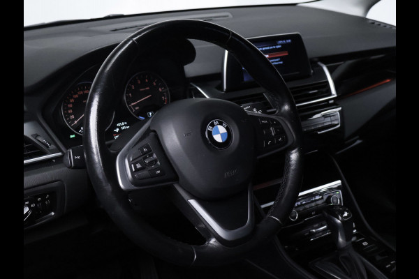 BMW 2 Serie Active Tourer 225xe iPerformance Sport (NAVI,PDC,CLIMATE,CRUISE,LED,ELEKTRISCH PAKKET,SPORTSTOELEN,LM VELGEN)