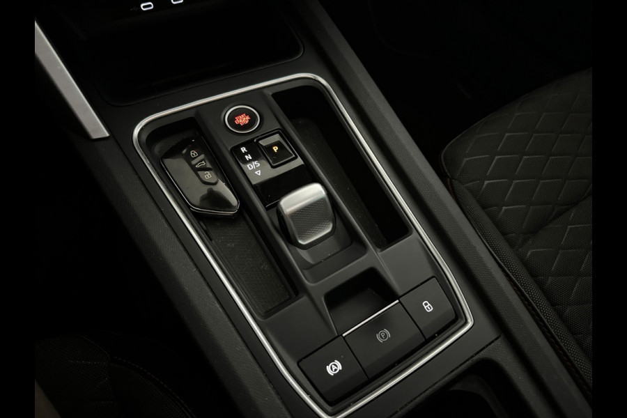 Seat Leon 1.5 eTSI FR BTW| Pano|Stoelverwarming|BlindSpot|Stuurver