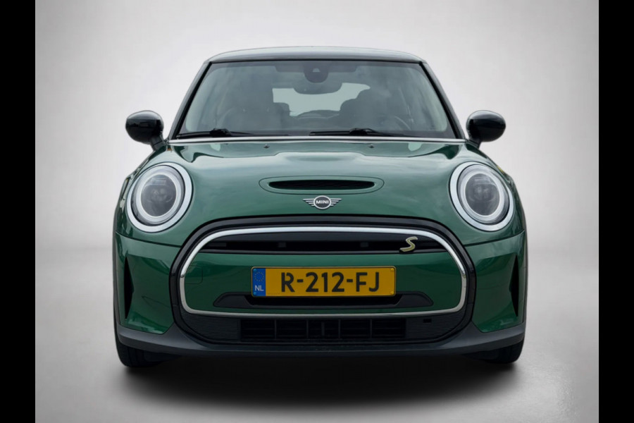 MINI Electric Camden Edition 33 kWh (NL-auto, 1e Eig, Dealer OndH, Carplay, StoelV, PDC, Navi, Climate Con, Cruise Con, Etc)