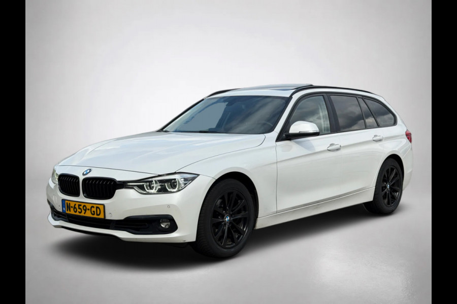 BMW 3 Serie Touring 318i Edition Sport High Executive(Goed OndH, Panoramadak, Trekhaak, StoelV, Navi, Climate Con, Cruise Con,Etc)