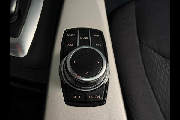 BMW 3 Serie Touring 318i Edition Sport High Executive(Goed OndH, Panoramadak, Trekhaak, StoelV, Navi, Climate Con, Cruise Con,Etc)