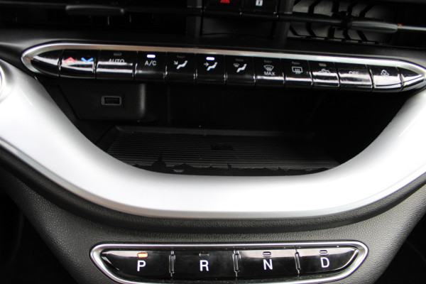 Fiat 500 Icon 42 kWh | Navigatie | Stoelverwarming | Parkeersensoren achter