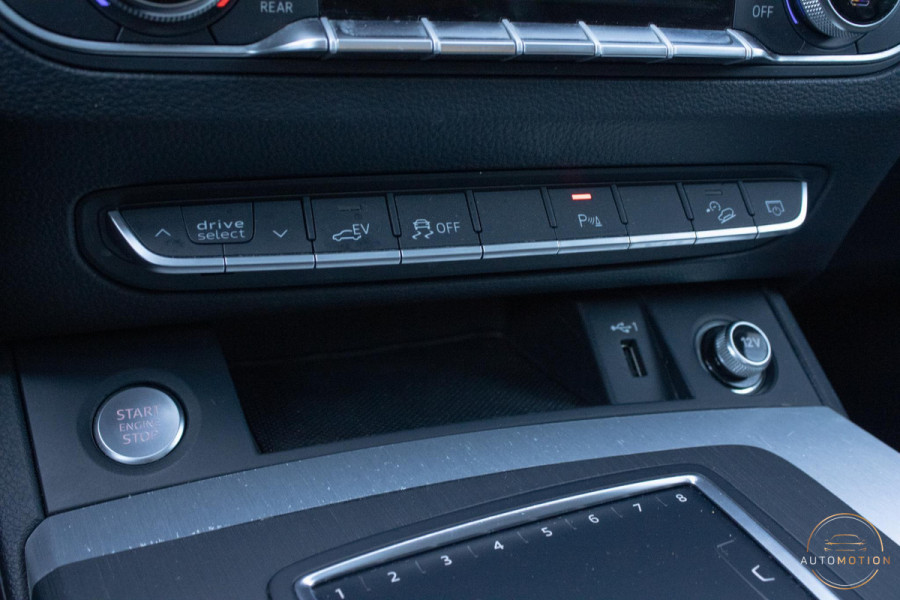 Audi Q5 50 TFSIe quattro S edition PANO CAMERA ELEKTRISCHE STOELEN KEYLESS
