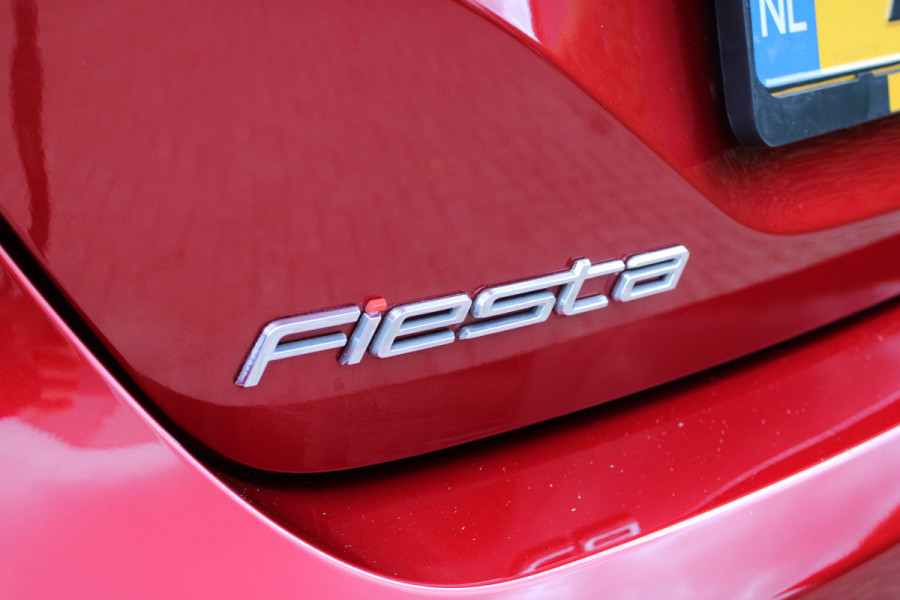 Ford Fiesta 1.0 EcoBoost Titanium | Adaptieve cruise | B&O | Camera | Winterpack