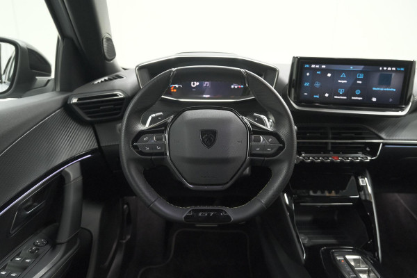 Peugeot 2008 PureTech 130 EAT8 GT | 360 Camera | Adaptieve Cruise Control | Pack Alcantara | Apple Carplay