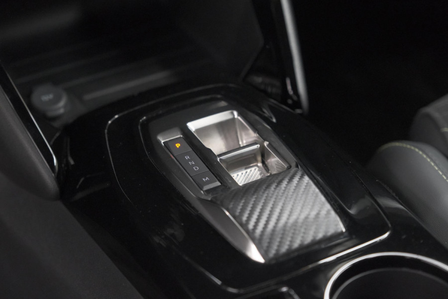 Peugeot 2008 PureTech 130 EAT8 GT | 360 Camera | Adaptieve Cruise Control | Pack Alcantara | Apple Carplay