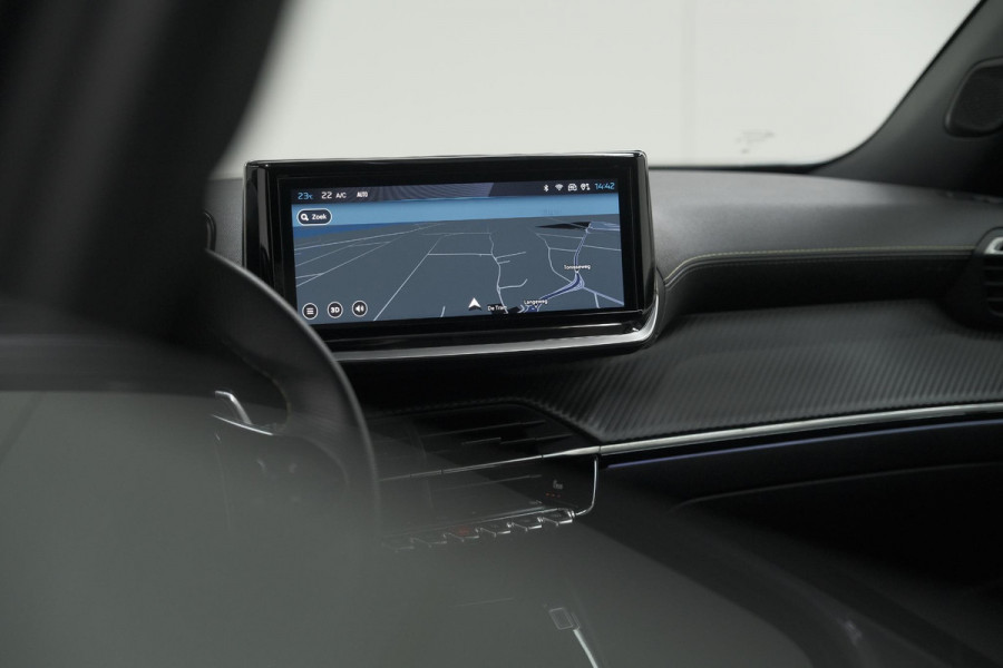 Peugeot 2008 PureTech 130 EAT8 GT | 360 Camera | Adaptieve Cruise Control | Pack Alcantara | Apple Carplay