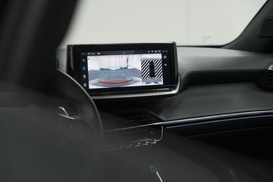 Peugeot 2008 PureTech 130 EAT8 GT | 360 Camera | Adaptieve Cruise Control | Pack Alcantara | Apple Carplay