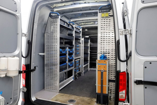Volkswagen Crafter 35 2.0 TDI 140pk L3H3 (L2H2) Airco/Navi/Inrichting/230V 02-2021