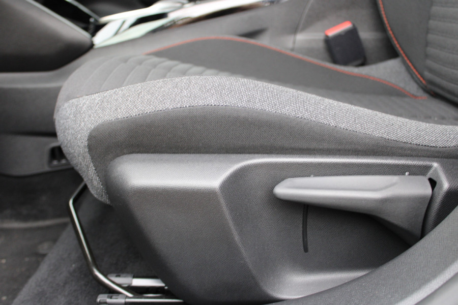 Peugeot e-208 EV Active 50 kWh 91% SOH | Cruise control | Carplay | Stoelverwarming | Parkeersensoren achter
