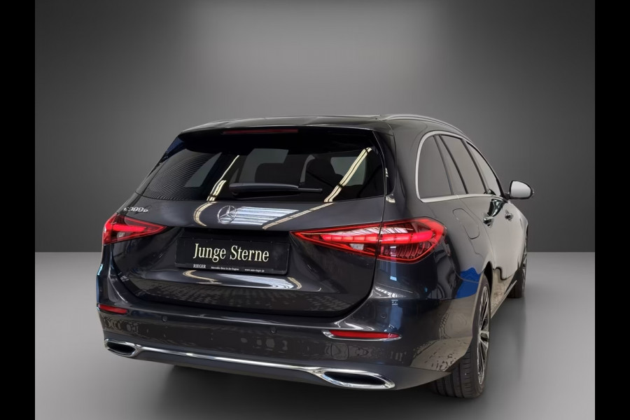 Mercedes-Benz C-Klasse Estate 300e T AVANTGARDE ** LED, PANO, DISTR, MEM, WINTER-PACK, 18-inch LMV ** Ex MB-AG - UNFALLFREI ** ** INFORMEER OOK NAAR ONZE AANTREKKELIJKE FINANCIAL-LEASE TARIEVEN **