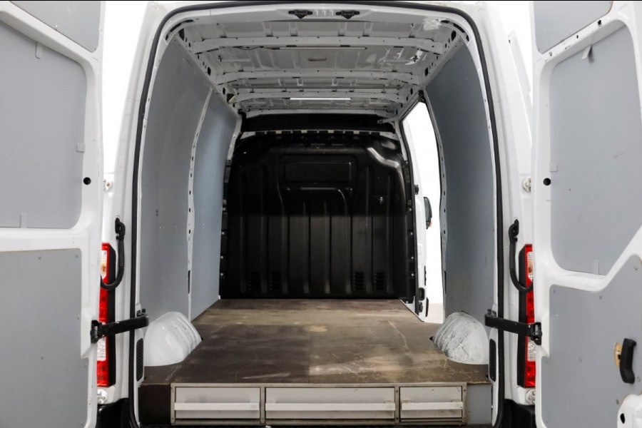 Renault Master T35 2.3 dCi 145pk L2H2 Energy Airco/Navi/Imperiaal 09-2020