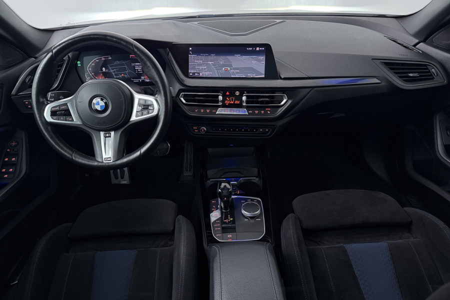 BMW 2 Serie Gran Coupé 218i High Executive (PANORAMADAK, STOELVERWARMING, NAVIGATIE, DEALER ONDERHOUDEN)