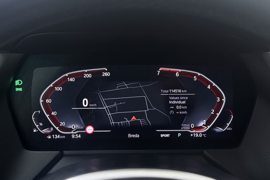 BMW 2 Serie Gran Coupé 218i High Executive (PANORAMADAK, STOELVERWARMING, NAVIGATIE, DEALER ONDERHOUDEN)