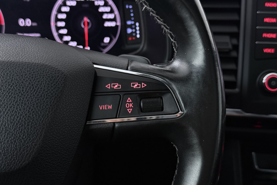 Seat Ateca 1.4 EcoTSI Xcellence (PANORAMADAK, CAMERA, STOELVERWARMING, TREKHAAK)