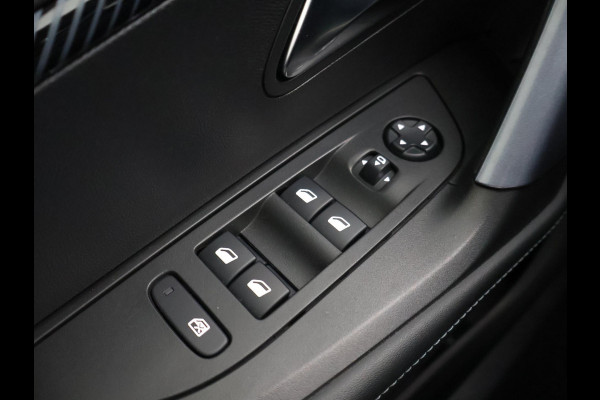 Peugeot e-2008 EV ALLURE 50 kWh + CAMERA | LED | CARPLAY | STOELVERW.