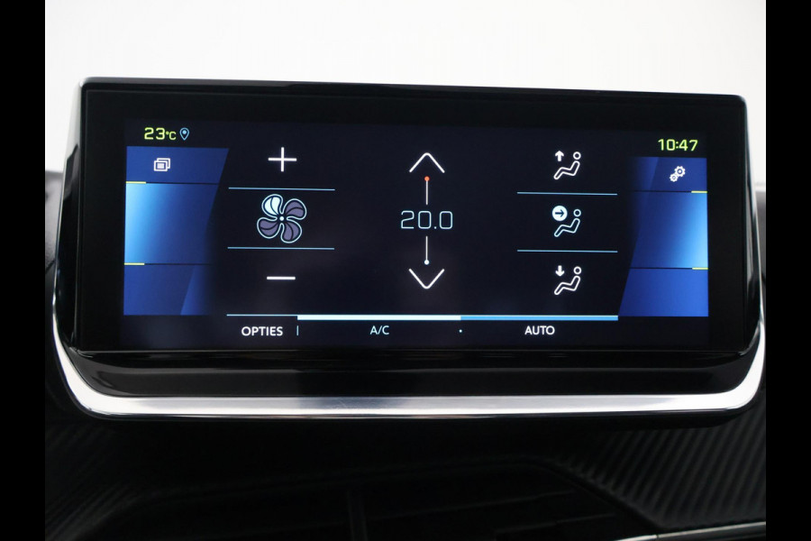 Peugeot e-2008 EV ALLURE 50 kWh + CAMERA | LED | CARPLAY | STOELVERW.