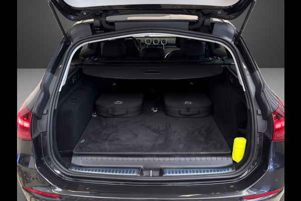 Mercedes-Benz C-Klasse Estate 300e T AVANTGARDE ** LED, TREKH, MEMORY, WINTER- & SPIEGEL-PACK, 18-inch LMV ** Ex MB-AG - 19.114 km. ** ** INFORMEER OOK NAAR ONZE AANTREKKELIJKE FINANCIAL-LEASE TARIEVEN **