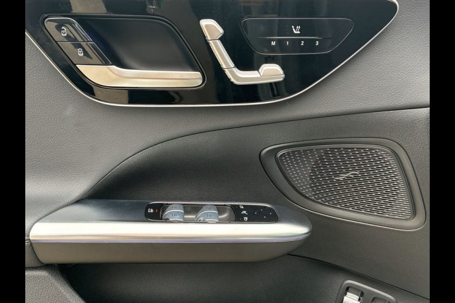 Mercedes-Benz C-Klasse Estate 300e T AVANTGARDE ** LED, PANO, DISTR, TREKH, MEM, BURMESTER, 18-inch LMV ** Ex MB-AG ** ** INFORMEER OOK NAAR ONZE AANTREKKELIJKE FINANCIAL-LEASE TARIEVEN **