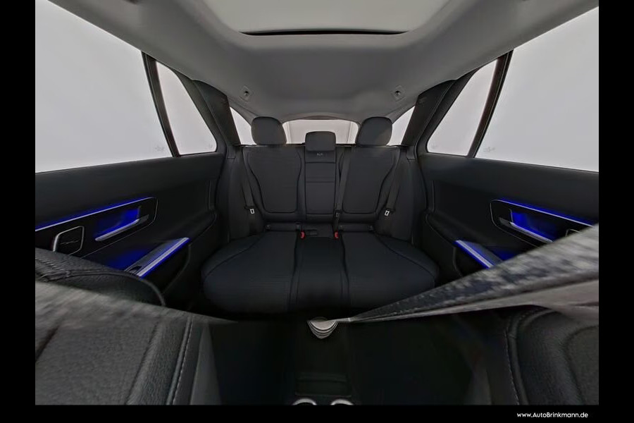 Mercedes-Benz C-Klasse Estate 300e T AVANTGARDE ** LED, PANO, DISTR, TREKH, MEM, BURMESTER, 18-inch LMV ** Ex MB-AG ** ** INFORMEER OOK NAAR ONZE AANTREKKELIJKE FINANCIAL-LEASE TARIEVEN **