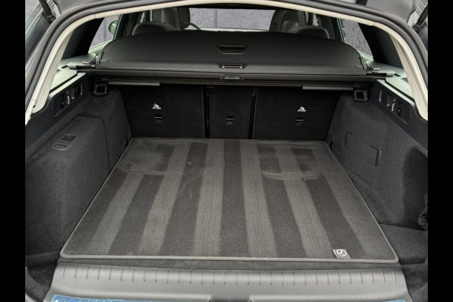 Mercedes-Benz C-Klasse Estate 300e T AVANTGARDE ** LED, PANO, DISTR, TREKH, MEM, BURMESTER, 18-inch LMV ** Ex MB-AG ** ** INFORMEER OOK NAAR ONZE AANTREKKELIJKE FINANCIAL-LEASE TARIEVEN **