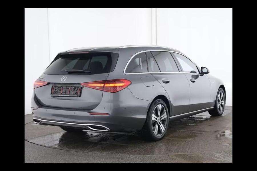 Mercedes-Benz C-Klasse Estate 300e T AVANTGARDE ** LED, PANO, DISTR, TREKH, MEM, BURMESTER, 18-inch LMV ** Ex MB-AG ** ** INFORMEER OOK NAAR ONZE AANTREKKELIJKE FINANCIAL-LEASE TARIEVEN **