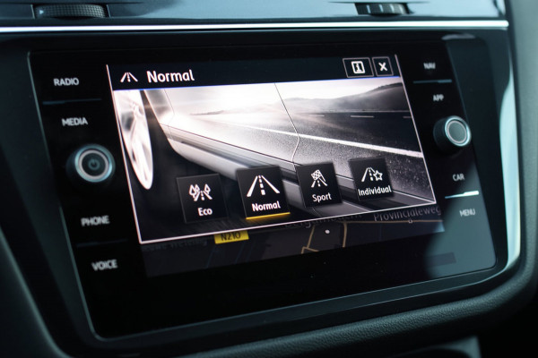 Volkswagen Tiguan Allspace 2.0 TSI R-Line*7Pers*Dynaudio*Keyless*Camera*Led*