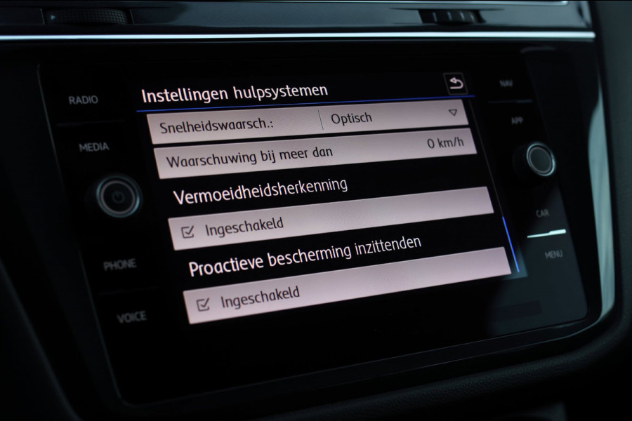 Volkswagen Tiguan Allspace 2.0 TSI R-Line*7Pers*Dynaudio*Keyless*Camera*Led*