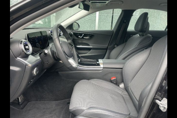 Mercedes-Benz C-Klasse 300e AVANTGARDE ** HIGH LED, NAVI+, MEMORY, WINTERPACK, CAMERA, ** Ex MB-AG - UNFALLFREI ** ** INFORMEER OOK NAAR ONZE AANTREKKELIJKE FINANCIAL-LEASE TARIEVEN **