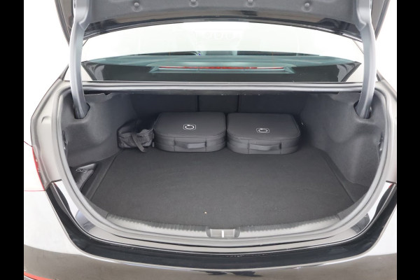Mercedes-Benz C-Klasse 300e AVANTGARDE ** HIGH LED, NAVI+, MEMORY, WINTERPACK, CAMERA, ** Ex MB-AG - UNFALLFREI ** ** INFORMEER OOK NAAR ONZE AANTREKKELIJKE FINANCIAL-LEASE TARIEVEN **