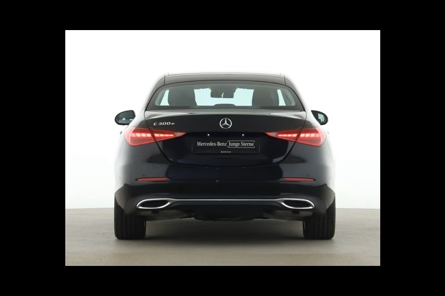Mercedes-Benz C-Klasse 300e AVANTGARDE ** HIGH LED, NAVI+, MEMORY, WINTERPACK, CAMERA, ** Ex MB-AG - UNFALLFREI ** ** INFORMEER OOK NAAR ONZE AANTREKKELIJKE FINANCIAL-LEASE TARIEVEN **