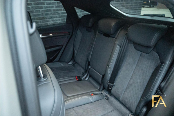 Audi Q5 Sportback 55 TFSI e S edition Competition Nardo|22Inch|Pano|SQ5 Look|Massage|Carbon