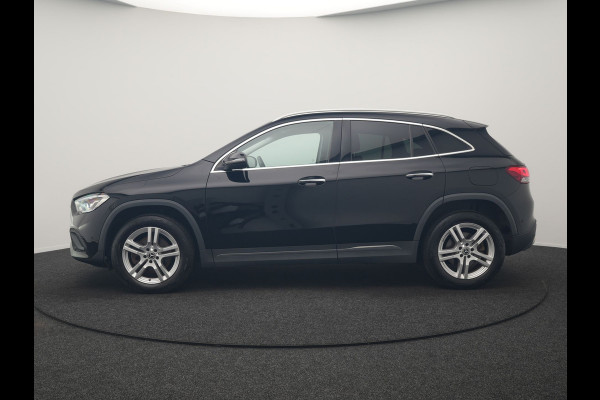 Mercedes-Benz GLA 250 e Luxury Line PHEV 218pk Dealer O.H | SOH 96.6% | Trekhaak Af Fabriek | Sportstoelen Memory & Verwarmd | Cruise Control | Camera | Blis | Keyless | Carplay | DAB | Navigatie | Virtual | 18"L.M | Plug In Hybrid