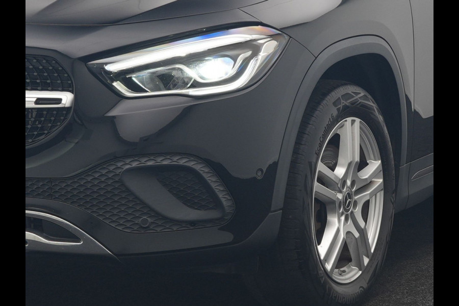 Mercedes-Benz GLA 250 e Luxury Line PHEV 218pk Dealer O.H | SOH 96.6% | Trekhaak Af Fabriek | Sportstoelen Memory & Verwarmd | Cruise Control | Camera | Blis | Keyless | Carplay | DAB | Navigatie | Virtual | 18"L.M | Plug In Hybrid