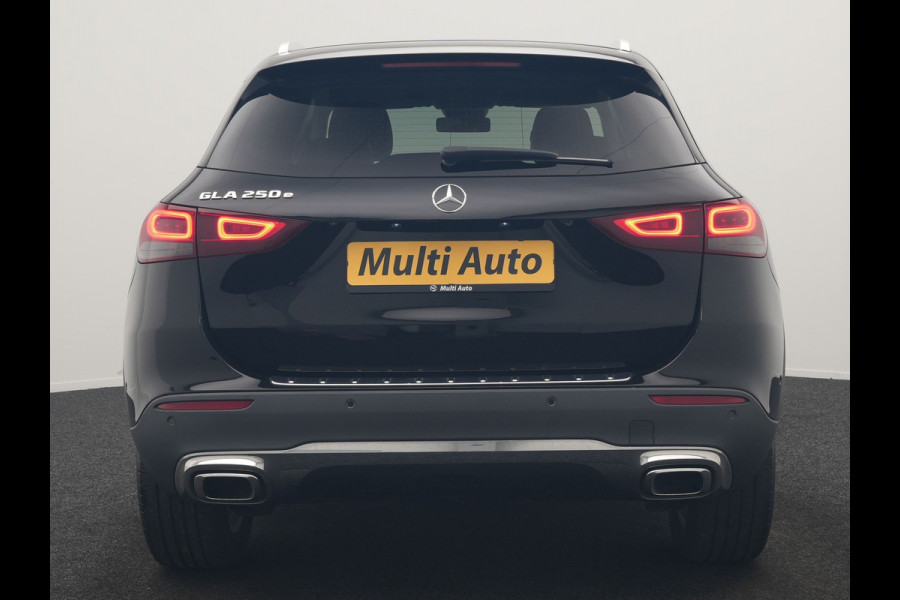 Mercedes-Benz GLA 250 e Luxury Line PHEV 218pk Dealer O.H | SOH 96.6% | Trekhaak Af Fabriek | Sportstoelen Memory & Verwarmd | Cruise Control | Camera | Blis | Keyless | Carplay | DAB | Navigatie | Virtual | 18"L.M | Plug In Hybrid
