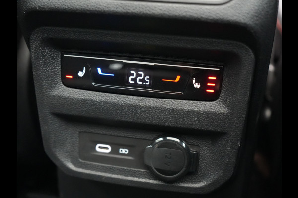 Seat Tarraco 1.4 TSI e-Hybrid FR Business Intense PHEV 245pk Dealer O.H. | Trekhaak Af Fabriek | Panodak | Adaptive Cruise | 360 Camera | Sportstoelen Memory & Verwarmd | Keyless | Blis | Stuur Verwarmd | Apple Carplay | Navigatie | DAB | 19" L.M | Plug In Hybrid