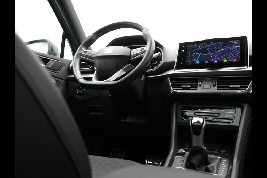 Seat Tarraco 1.4 TSI e-Hybrid FR Business Intense PHEV 245pk Dealer O.H. | Trekhaak Af Fabriek | Panodak | Adaptive Cruise | 360 Camera | Sportstoelen Memory & Verwarmd | Keyless | Blis | Stuur Verwarmd | Apple Carplay | Navigatie | DAB | 19" L.M | Plug In Hybrid