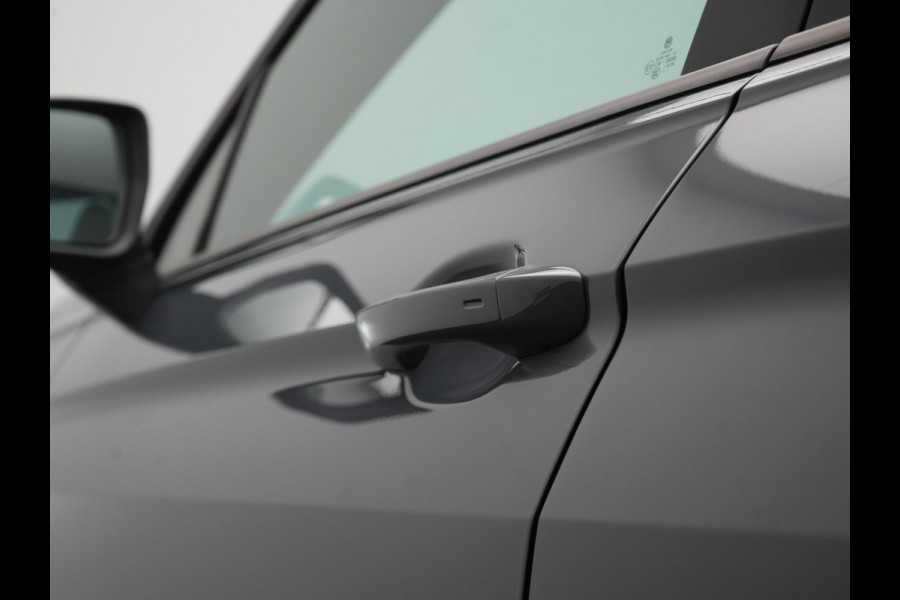 Seat Tarraco 1.4 TSI e-Hybrid FR Business Intense PHEV 245pk Dealer O.H. | Trekhaak Af Fabriek | Panodak | Adaptive Cruise | 360 Camera | Sportstoelen Memory & Verwarmd | Keyless | Blis | Stuur Verwarmd | Apple Carplay | Navigatie | DAB | 19" L.M | Plug In Hybrid