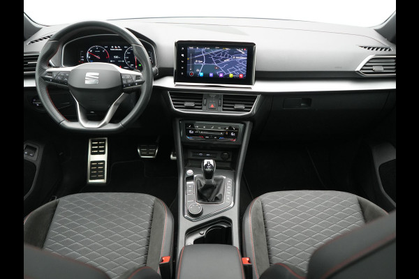 Seat Tarraco 1.4 TSI e-Hybrid FR Business Intense PHEV 245pk Dealer O.H. | Trekhaak Af Fabriek | Panodak | Adaptive Cruise | 360 Camera | Sportstoelen Memory & Verwarmd | Keyless | Blis | Stuur Verwarmd | Apple Carplay | Navigatie | DAB | 19" L.M | Plug In Hybrid