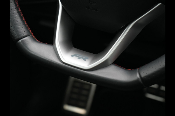 Seat Tarraco 1.4 TSI e-Hybrid FR Business Intense PHEV 245pk Dealer O.H. | Trekhaak Af Fabriek | Panodak | Adaptive Cruise | 360 Camera | Sportstoelen Memory & Verwarmd | Keyless | Blis | Stuur Verwarmd | Apple Carplay | Navigatie | DAB | 19" L.M | Plug In Hybrid