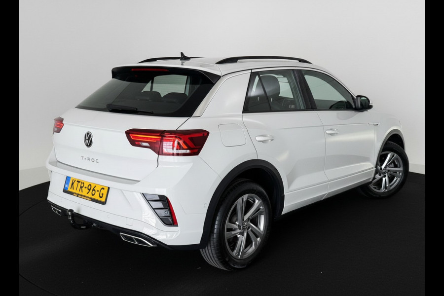 Volkswagen T-Roc TSI 110PK R-LINE SPORT IQ.LIGHT/TREKHAAK/STOEL VERW.