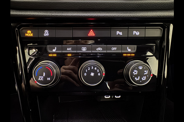 Volkswagen T-Roc TSI 110PK R-LINE SPORT IQ.LIGHT/TREKHAAK/STOEL VERW.
