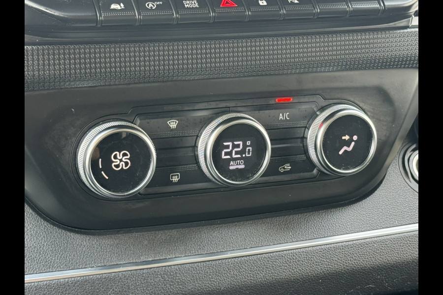 Renault Trafic 2.0 dCi 170 T29 L2H1 DC Luxe Trekhaak Camera Led Verwarmde stoelen CarPlay