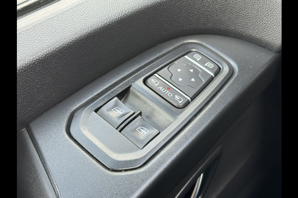 Renault Trafic 2.0 dCi 170 T29 L2H1 DC Luxe Trekhaak Camera Led Verwarmde stoelen CarPlay