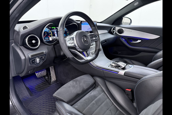 Mercedes-Benz C-Klasse Estate 300De Diesel Hybride 306pk - 700Nm! AUT-9 AMG Limited Trekhaak Apple Carplay Android Auto Elek.Stoelen+Verwarmd Navi Ecc  SOH 97% Solution Business Elek.Achterklep Led Privacy Glas Lmv 18" Night-pakket 1800kg trekvermogen!