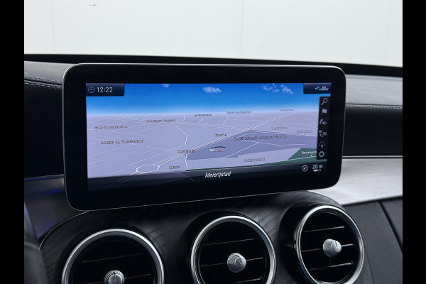 Mercedes-Benz C-Klasse Estate 300De Diesel Hybride 306pk - 700Nm! AUT-9 AMG Limited Trekhaak Apple Carplay Android Auto Elek.Stoelen+Verwarmd Navi Ecc  SOH 97% Solution Business Elek.Achterklep Led Privacy Glas Lmv 18" Night-pakket 1800kg trekvermogen!