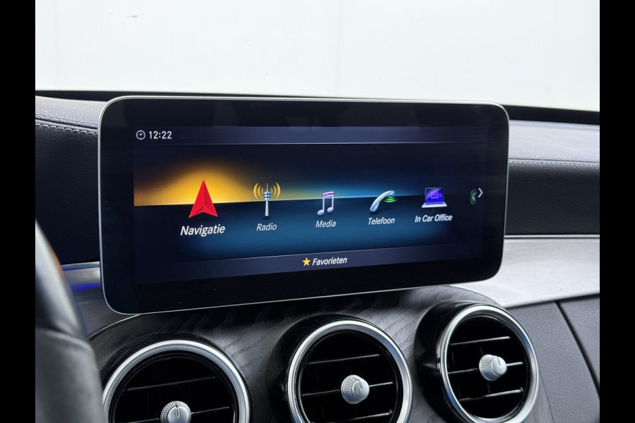 Mercedes-Benz C-Klasse Estate 300De Diesel Hybride 306pk - 700Nm! AUT-9 AMG Limited Trekhaak Apple Carplay Android Auto Elek.Stoelen+Verwarmd Navi Ecc  SOH 97% Solution Business Elek.Achterklep Led Privacy Glas Lmv 18" Night-pakket 1800kg trekvermogen!