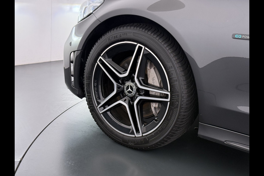 Mercedes-Benz C-Klasse Estate 300De Diesel Hybride 306pk - 700Nm! AUT-9 AMG Limited Trekhaak Apple Carplay Android Auto Elek.Stoelen+Verwarmd Navi Ecc  SOH 97% Solution Business Elek.Achterklep Led Privacy Glas Lmv 18" Night-pakket 1800kg trekvermogen!