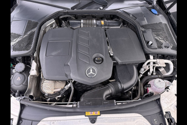 Mercedes-Benz C-Klasse Estate 300De Diesel Hybride 306pk - 700Nm! AUT-9 AMG Limited Trekhaak Apple Carplay Android Auto Elek.Stoelen+Verwarmd Navi Ecc  SOH 97% Solution Business Elek.Achterklep Led Privacy Glas Lmv 18" Night-pakket 1800kg trekvermogen!